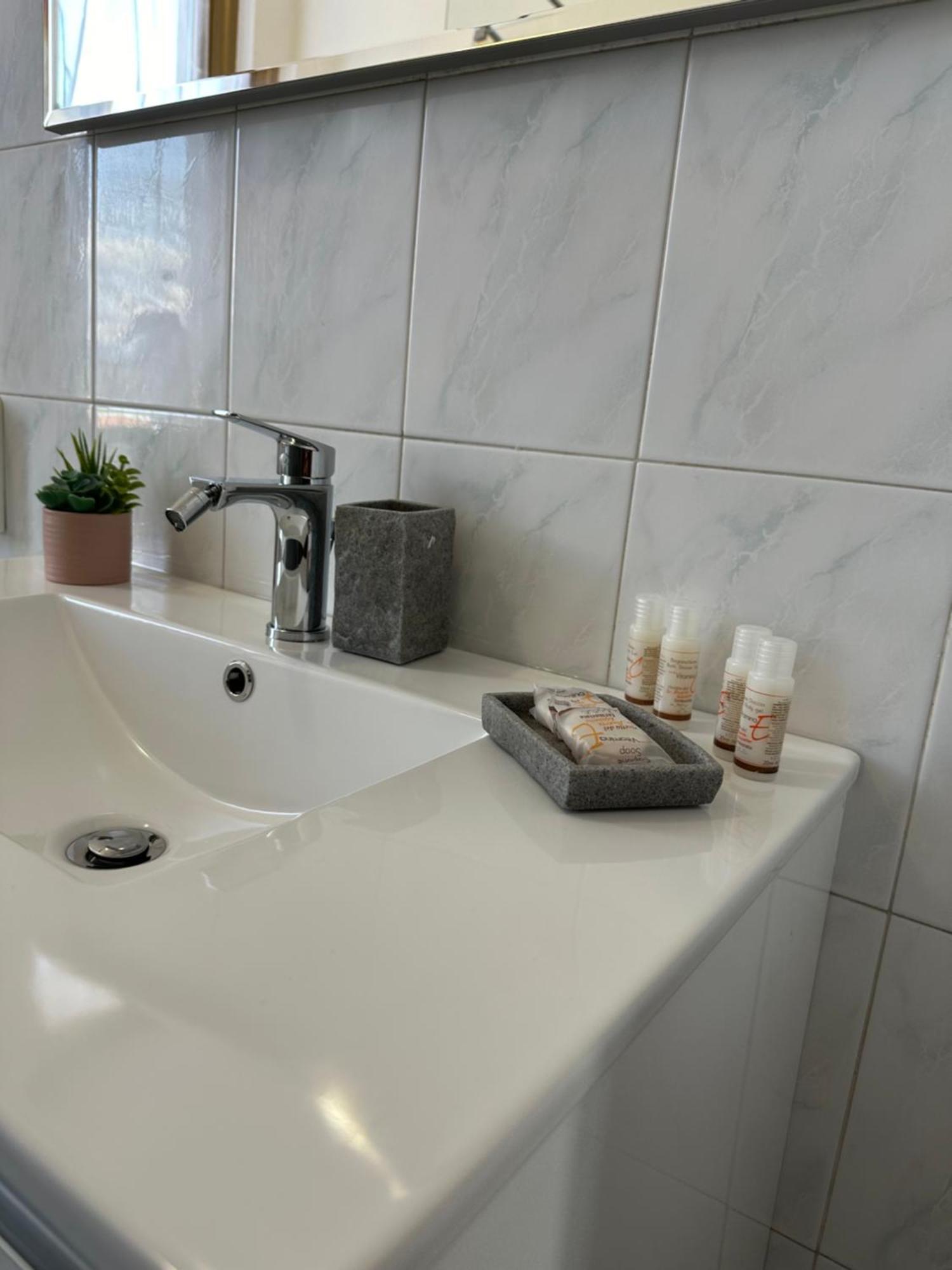 Appartamento Viale Venezia 贝尔加莫 外观 照片